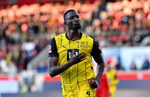 欧冠单赛季打进12球，吉拉西成历史首位做到这点的非洲球员